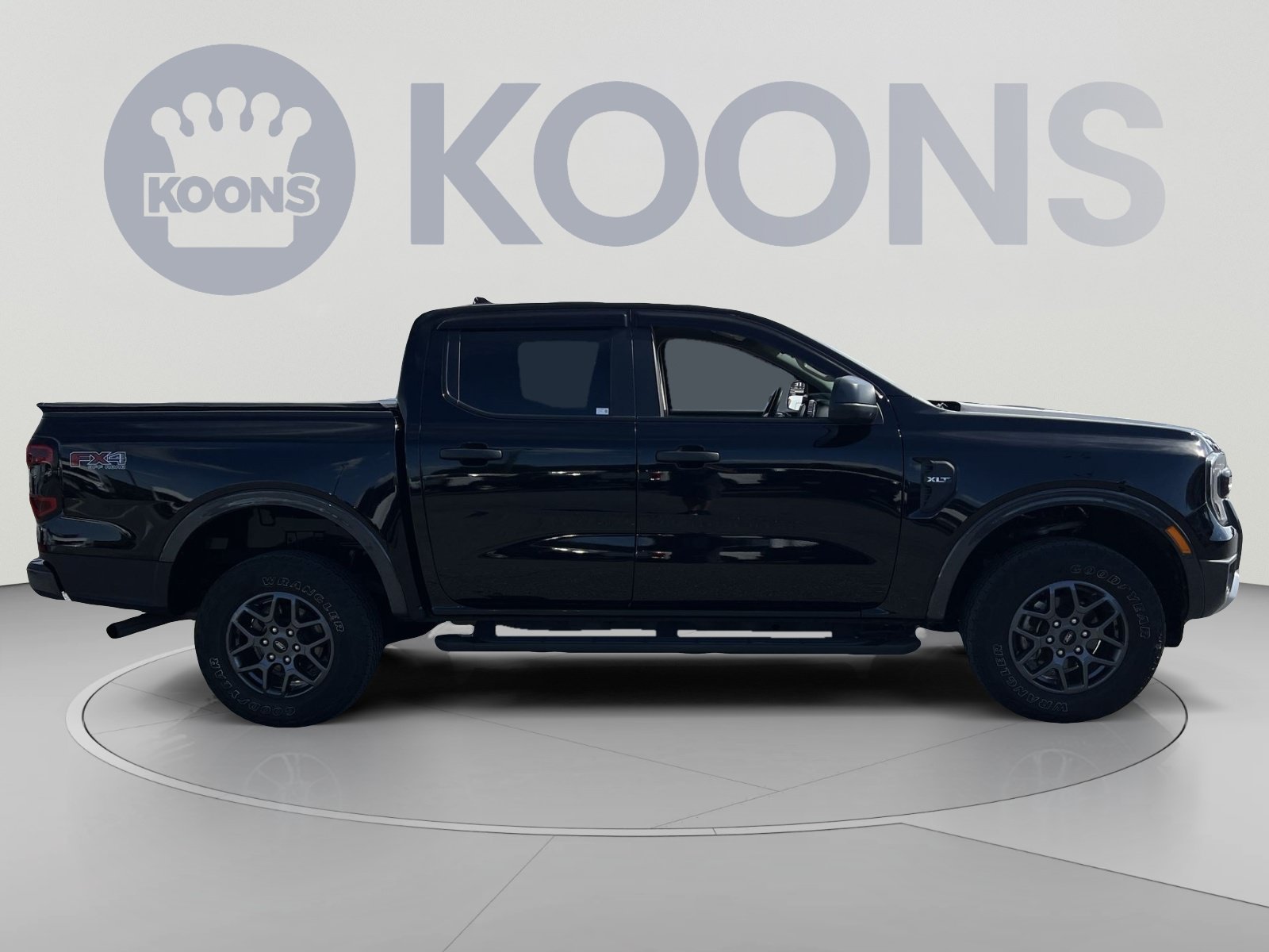 Certified 2024 Ford Ranger XLT w/ FX4 Off-Road Package AWD/4WD image 8