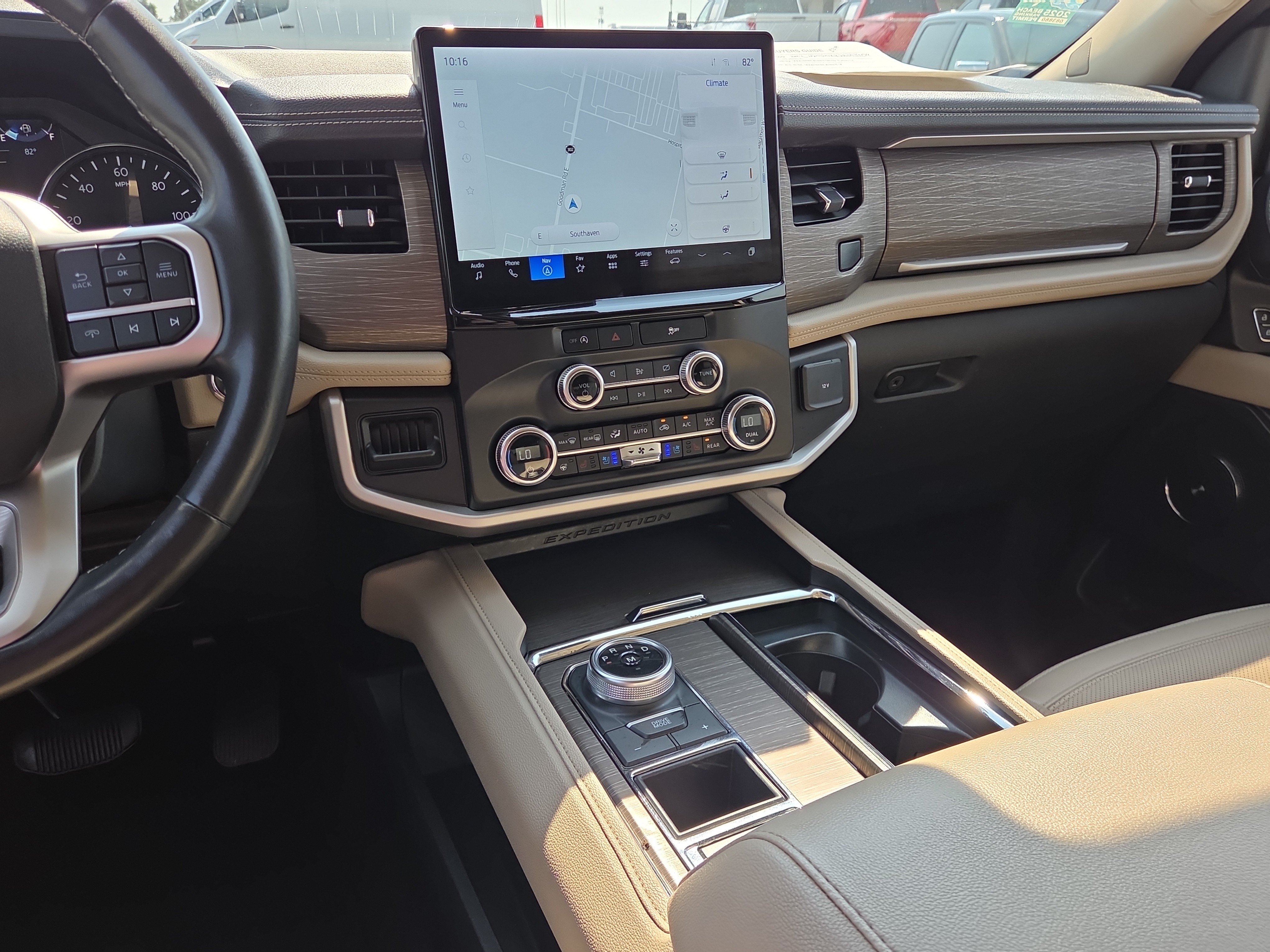 Certified 2024 Ford Expedition Limited RWD image 26