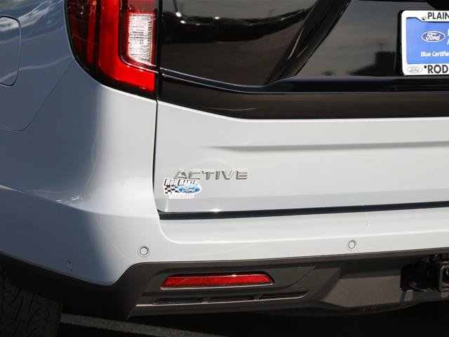 Certified 2025 Ford Expedition Active AWD/4WD image 19