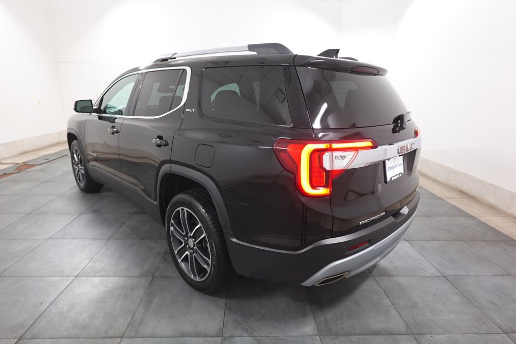 Used 2023 GMC Acadia SLT w/ Technology Package image 3