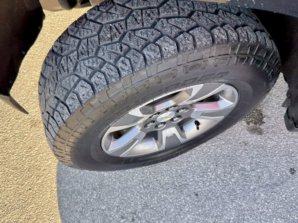 Used 2018 Chevrolet Colorado Z71 image 34