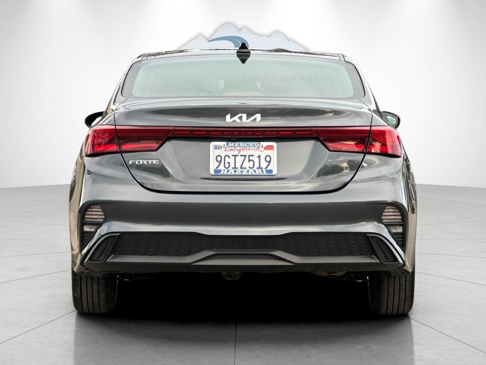 Used 2023 Kia Forte LXS image 4