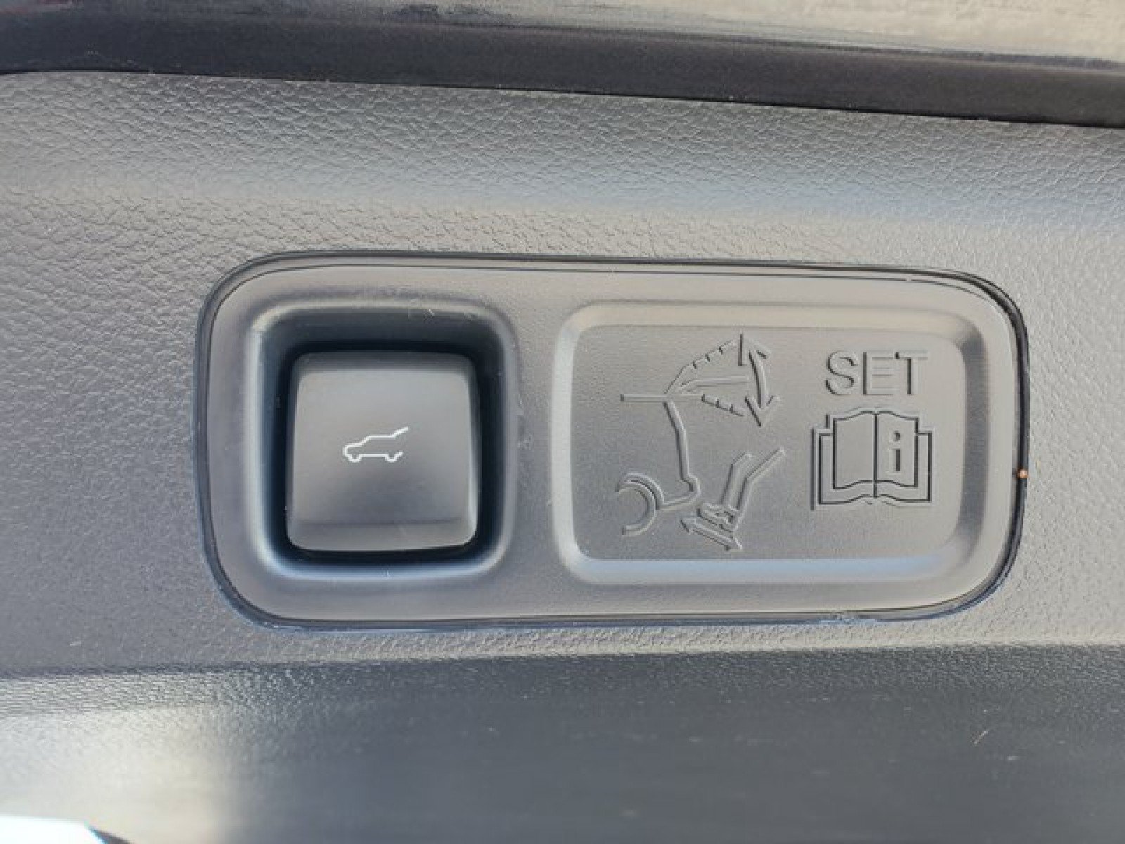 Certified 2023 Ford Expedition Max Platinum AWD/4WD image 9