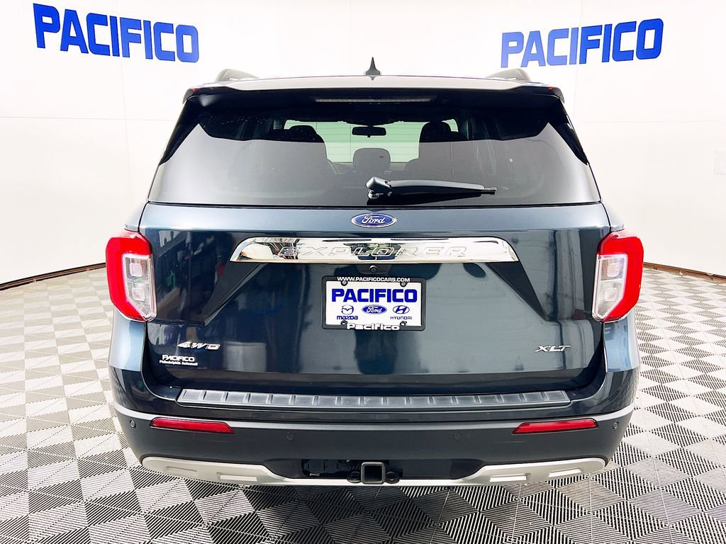 Certified 2023 Ford Explorer XLT w/ Equipment Group 202A image 7
