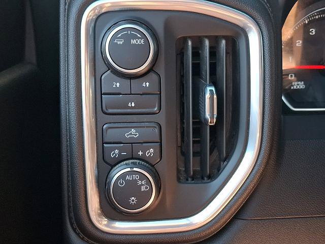 Used 2022 Chevrolet Silverado 2500 LT AWD/4WD image 23