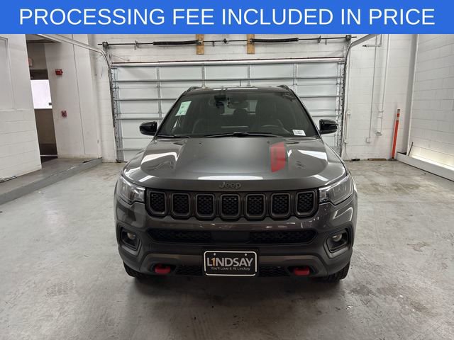 Used 2023 Jeep Compass Trailhawk AWD/4WD image 11