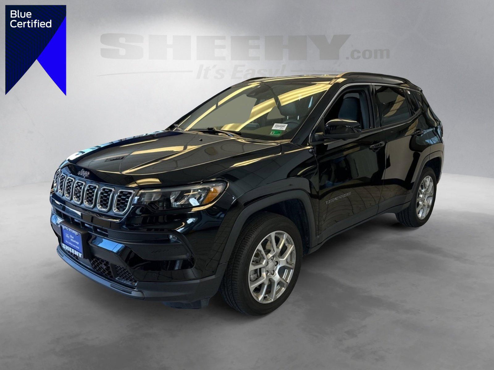 Used 2024 Jeep Compass Latitude image 1