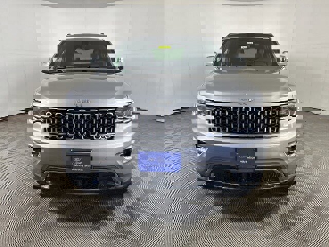 Used 2017 Jeep Grand Cherokee Limited w/ Luxury Group II image 6