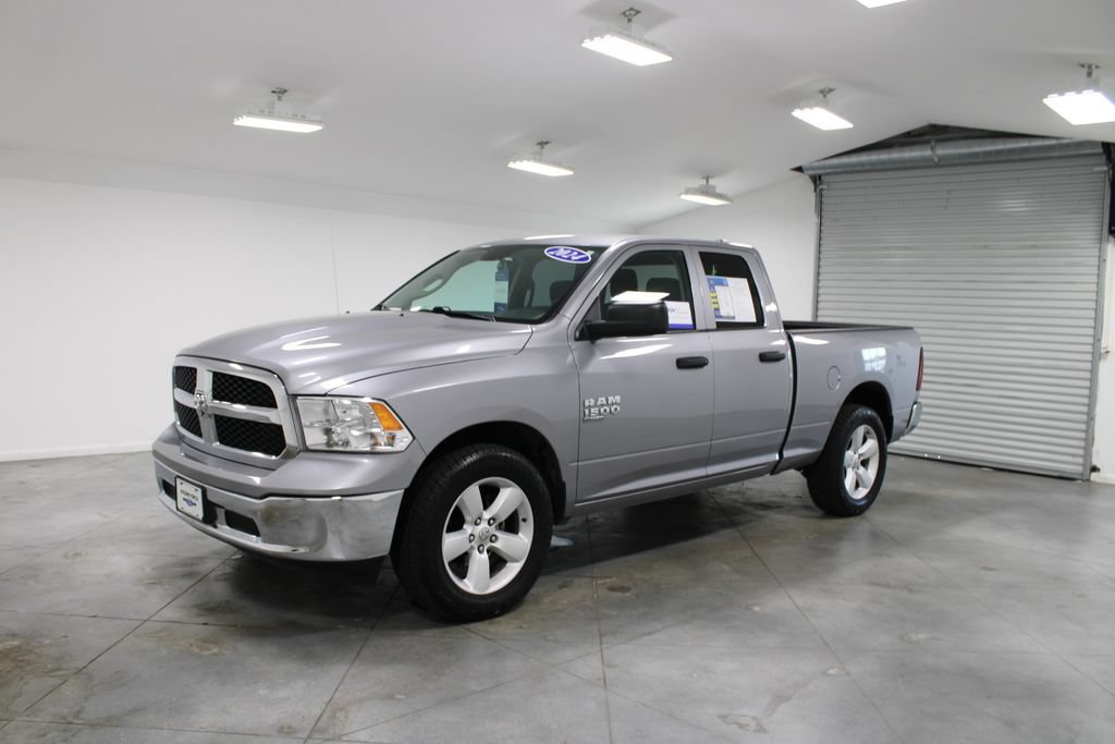Used 2024 RAM 1500 Classic SLT AWD/4WD image 5