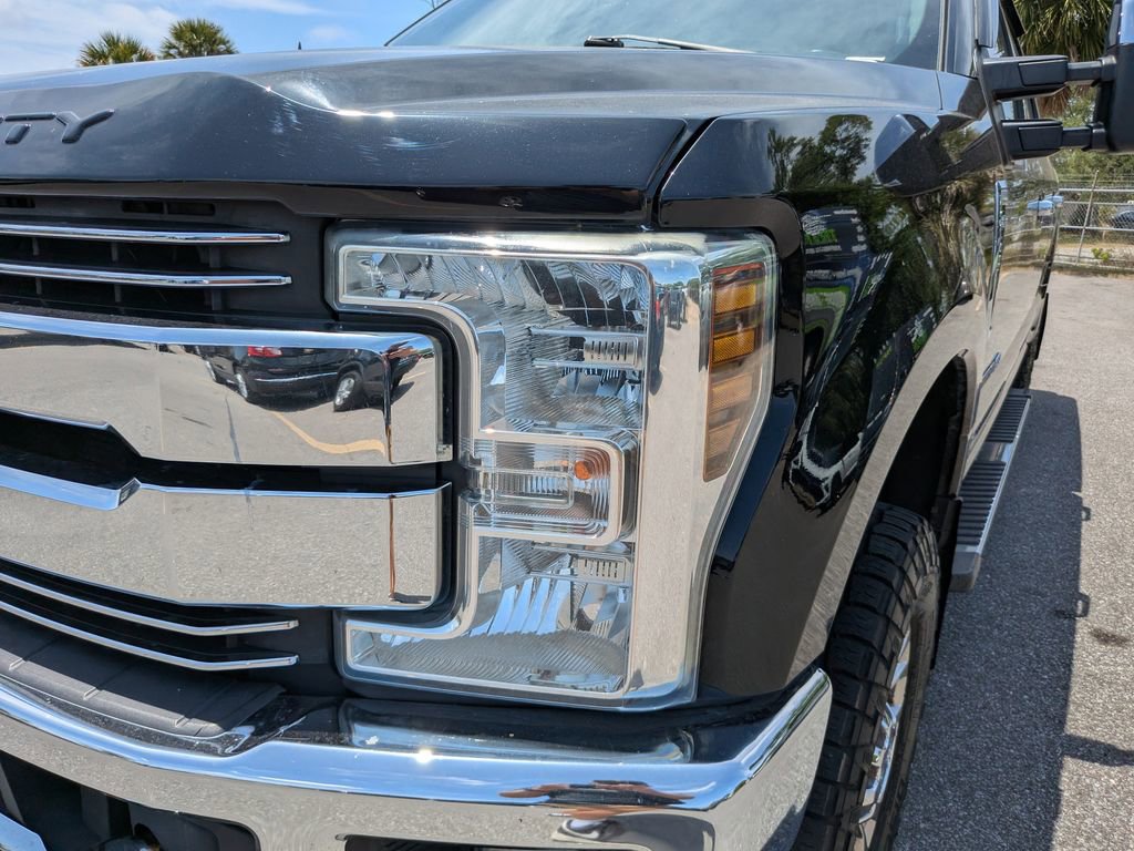 Certified 2018 Ford F250 Lariat w/ Lariat Ultimate Package AWD/4WD image 12