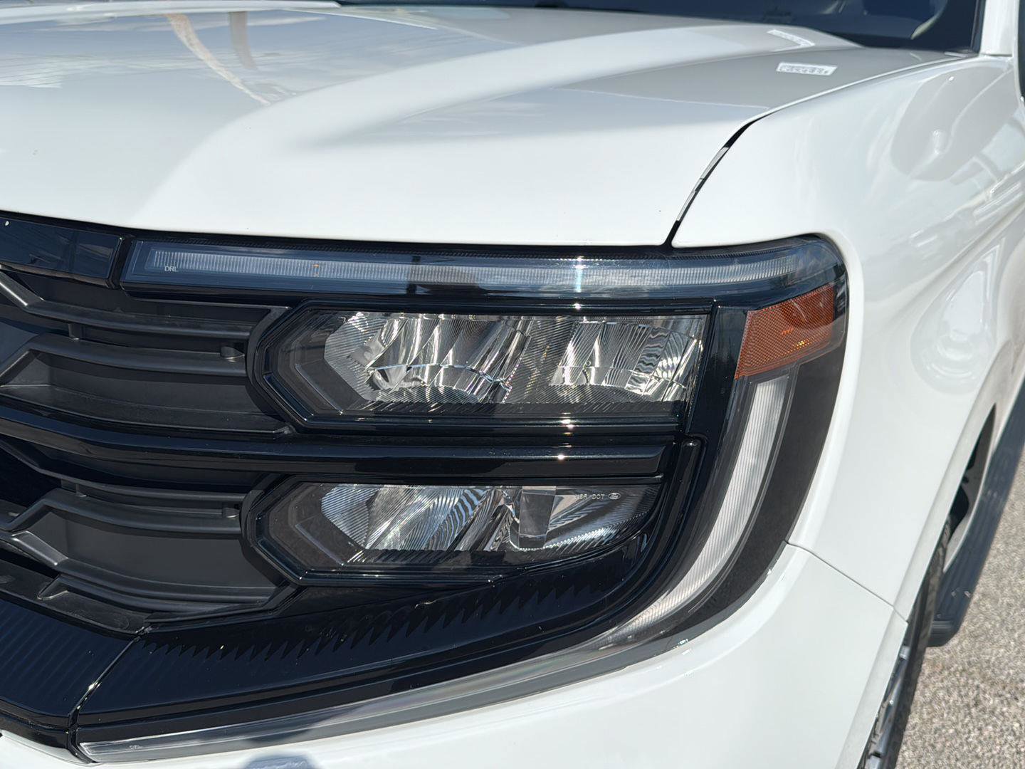 Certified 2025 Ford Expedition Active image 11