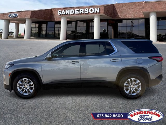 Used 2023 Chevrolet Traverse LS w/ Safety Package image 2