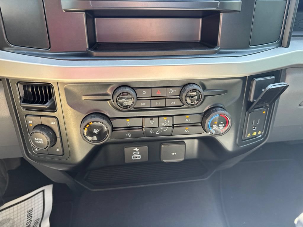Certified 2025 Ford F250 XL w/ STX Appearance Package AWD/4WD image 22