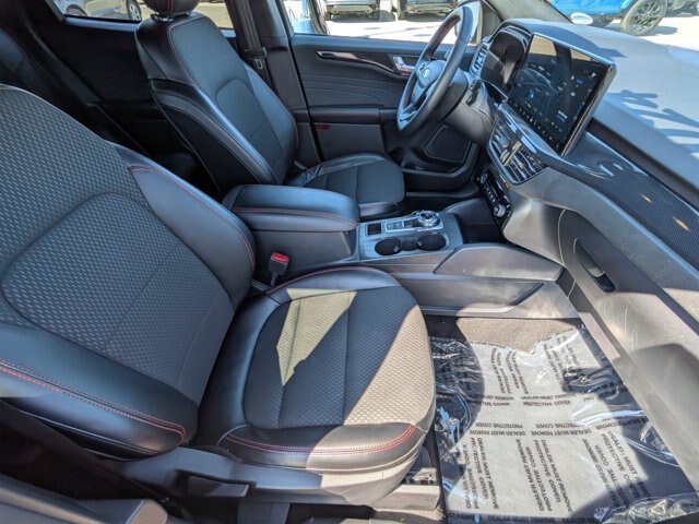 Certified 2024 Ford Escape ST-Line w/ Tech Pack #1 AWD/4WD image 28