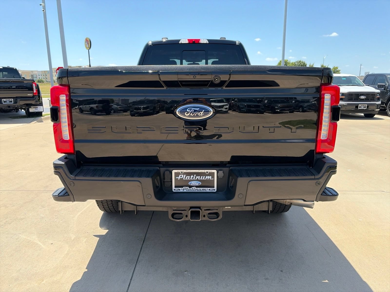 Certified 2023 Ford F350 Lariat w/ Lariat Ultimate Package AWD/4WD image 4