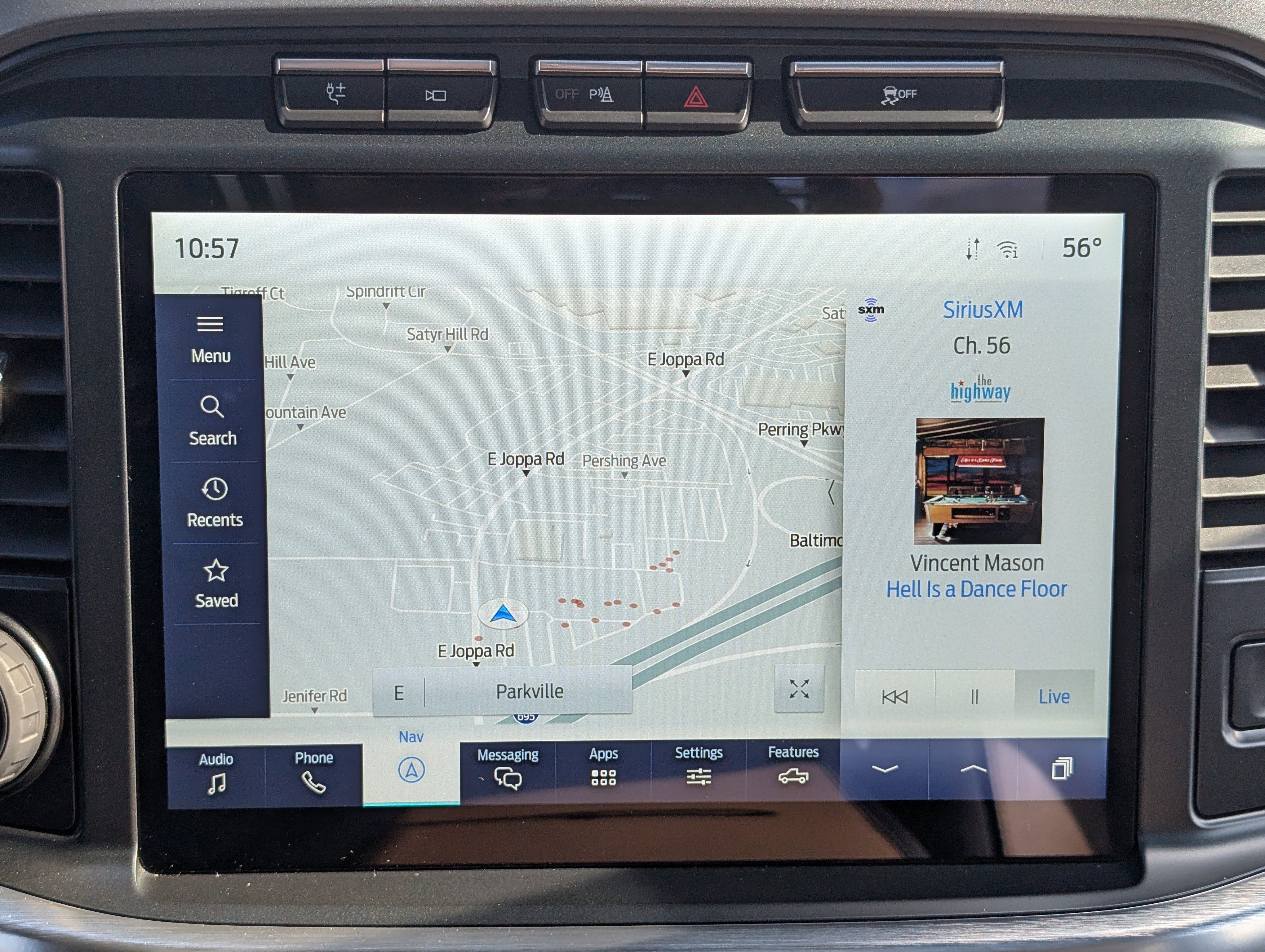 Certified 2022 Ford F150 Lariat w/ Equipment Group 502A High image 33