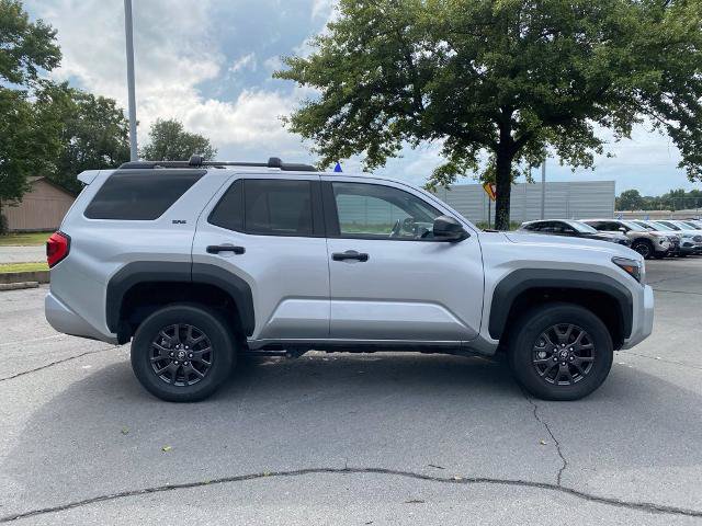 Used 2025 Toyota 4Runner SR5 AWD/4WD image 8