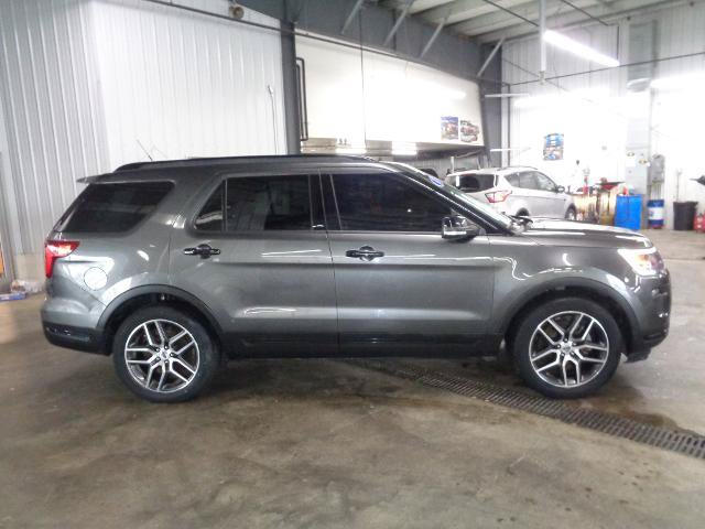 Certified 2018 Ford Explorer Sport w/ Equipment Group 401A AWD/4WD image 2