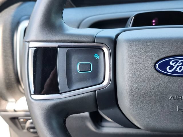 Certified 2025 Ford Expedition Active AWD/4WD image 32