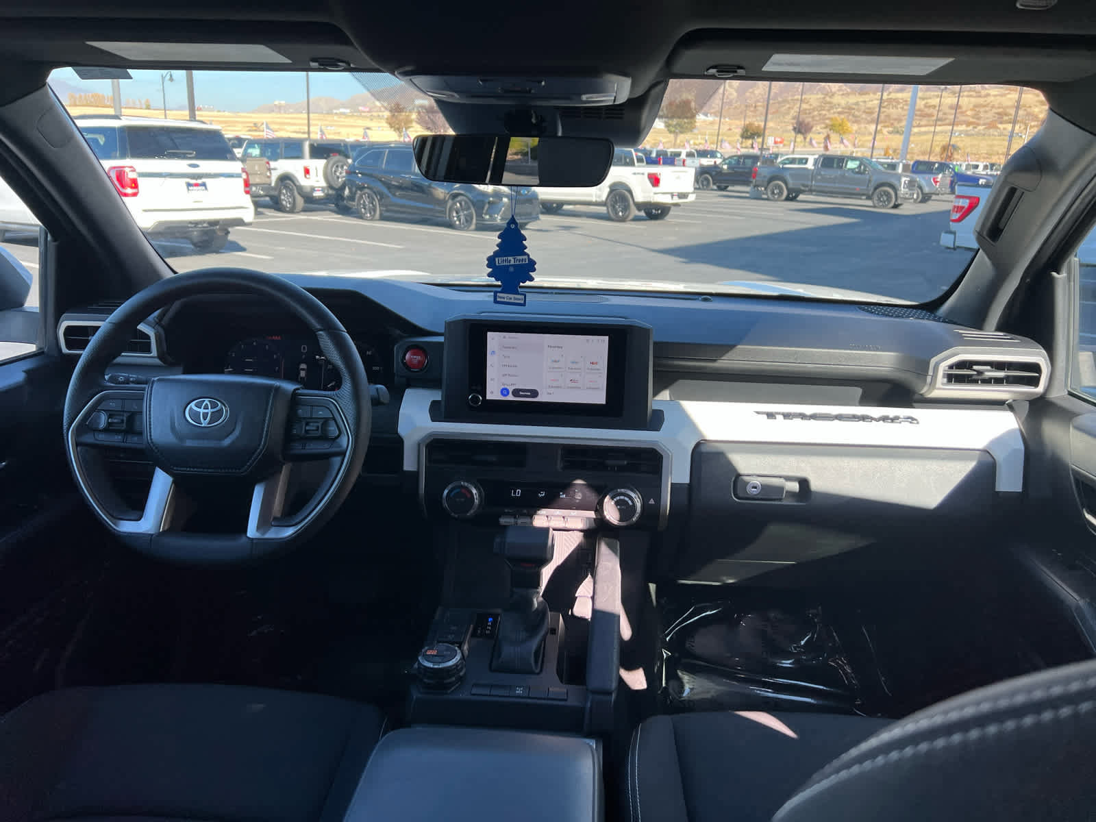 Used 2024 Toyota Tacoma TRD Off-Road image 25