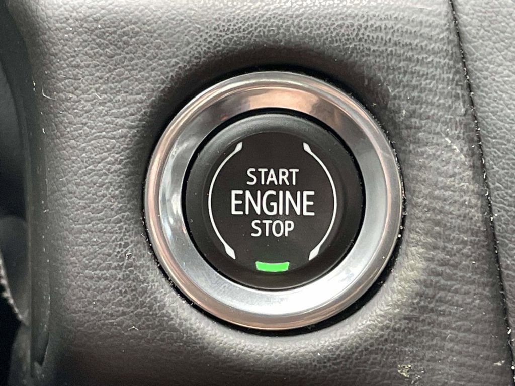 Used 2023 Chevrolet Tahoe LT w/ LT Signature Package image 24