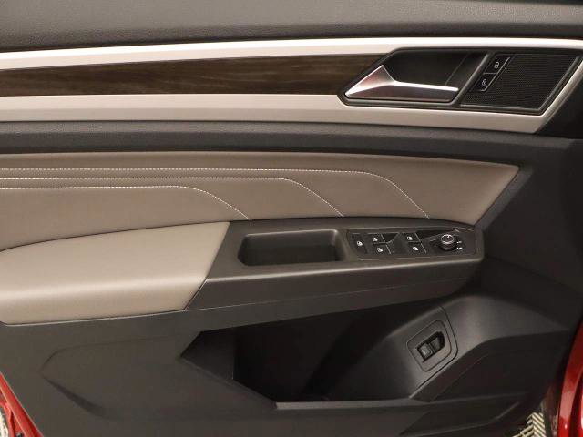 Used 2022 Volkswagen Atlas SE image 4