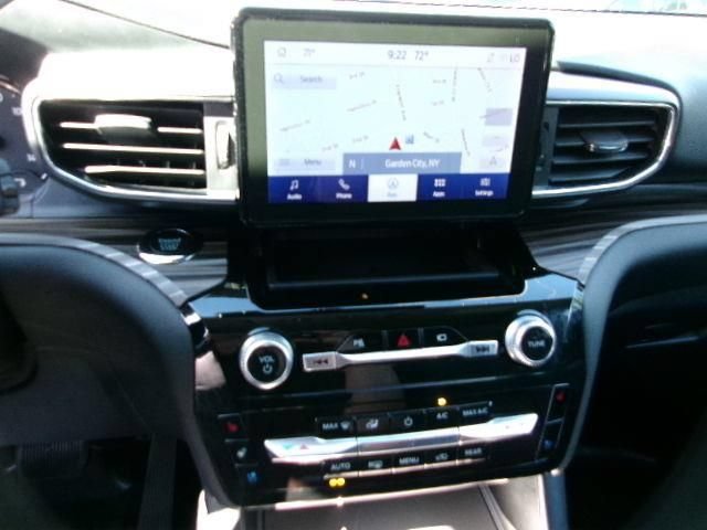 Certified 2023 Ford Explorer Limited w/ Equipment Group 301A AWD/4WD image 11