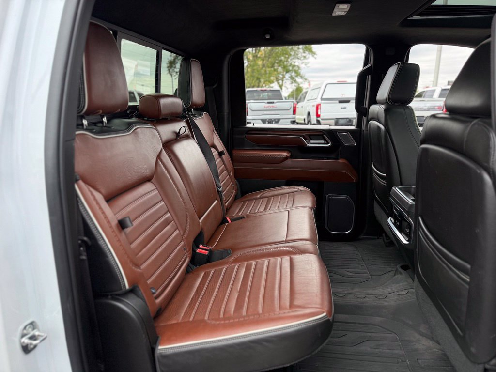 Used 2024 GMC Sierra 3500 Denali Ultimate w/ LPO, GMC Protection Package AWD/4WD image 21
