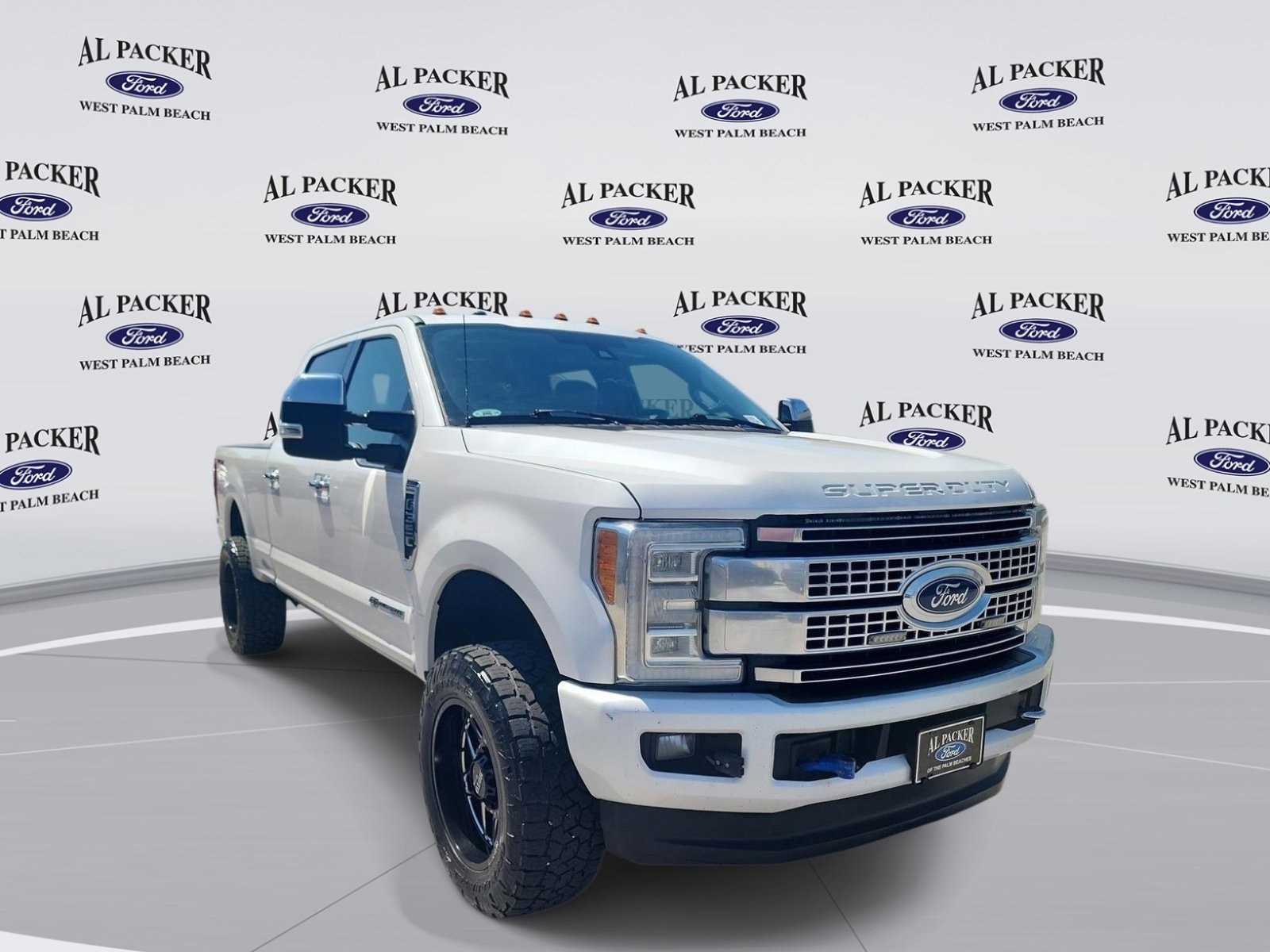 Certified 2017 Ford F350 Platinum w/ FX4 Off-Road Package AWD/4WD image 7