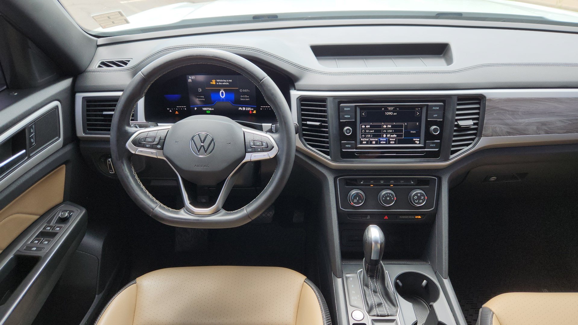 Used 2022 Volkswagen Atlas Cross Sport SE FWD image 21