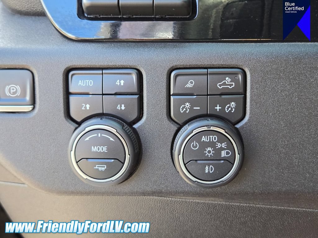 Used 2024 Chevrolet Silverado 2500 High Country w/ Technology Package AWD/4WD image 24