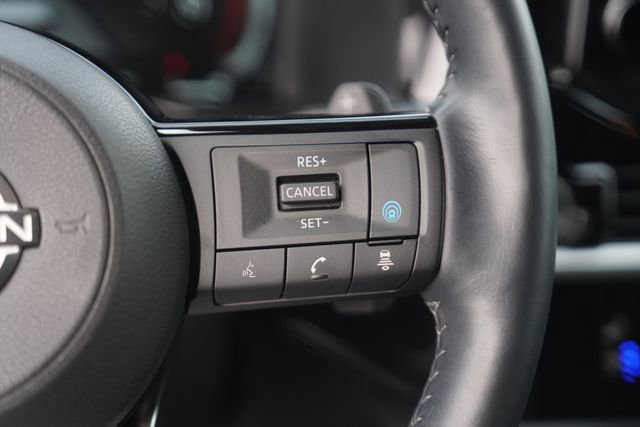 Used 2024 Nissan Pathfinder Platinum FWD image 24