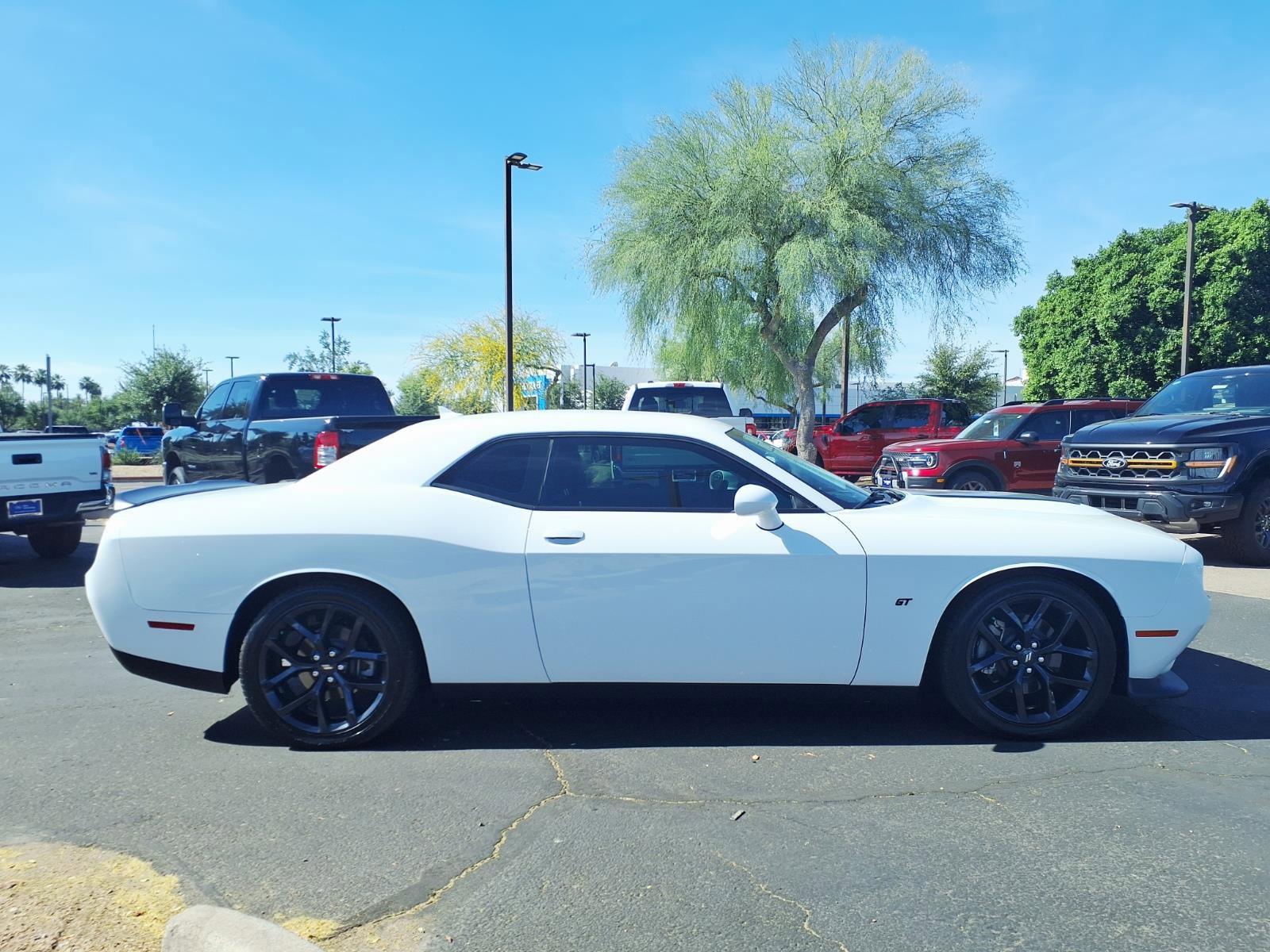 Used 2021 Dodge Challenger GT w/ Plus Package RWD image 7