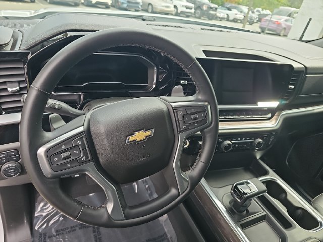 Used 2024 Chevrolet Silverado 1500 LTZ w/ LTZ Premium Package AWD/4WD image 16