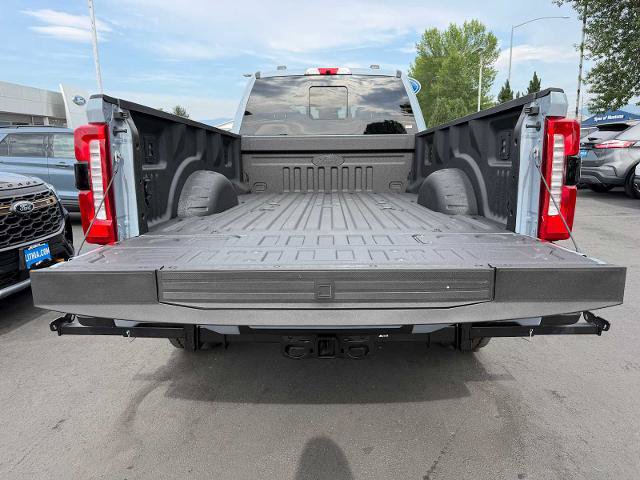 Certified 2026 Ford F350 Lariat w/ Black Appearance Package AWD/4WD image 9