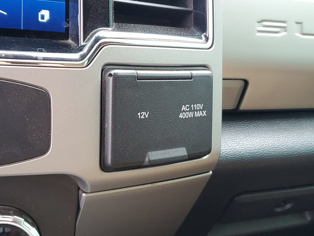 Certified 2022 Ford F350 Lariat w/ Chrome Package AWD/4WD image 27