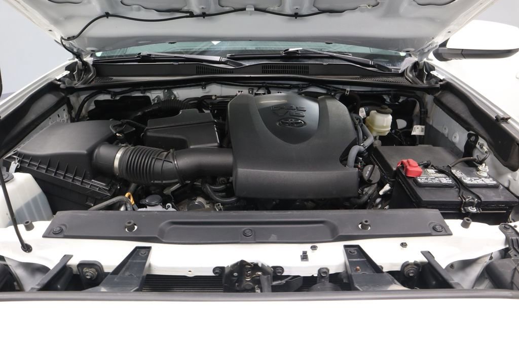 Used 2023 Toyota Tacoma SR AWD/4WD image 13