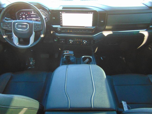 Used 2024 GMC Sierra 1500 SLT AWD/4WD image 23