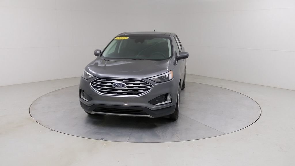 Certified 2022 Ford Edge SEL w/ Convenience Package AWD/4WD image 9