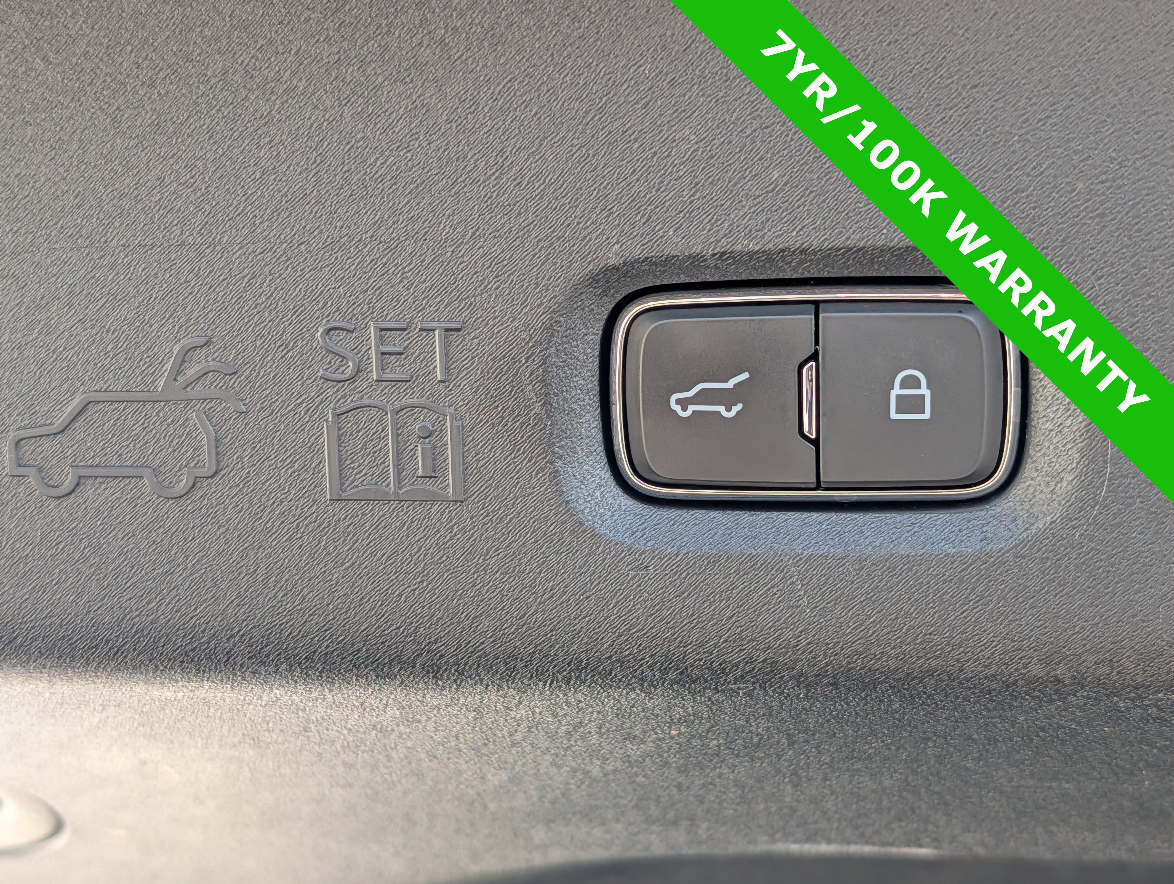 Certified 2025 Ford Expedition Active image 15