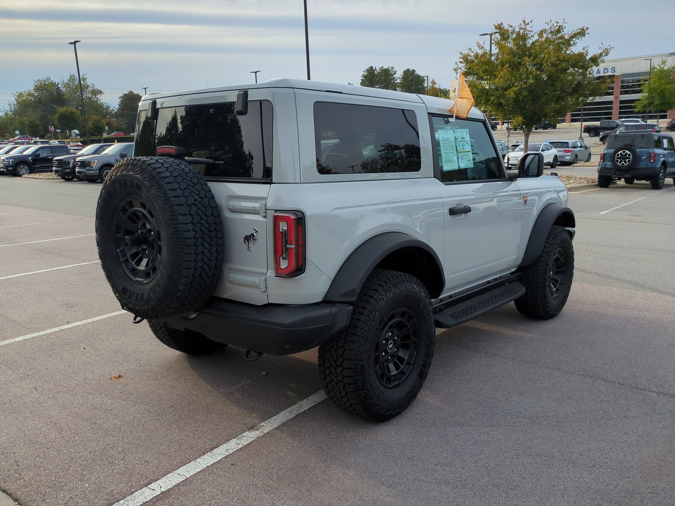 Certified 2026 Ford Bronco Badlands w/ Sasquatch Package AWD/4WD image 4