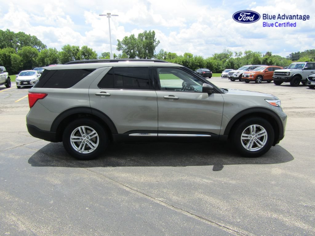 Certified 2020 Ford Explorer XLT w/ Equipment Group 202A AWD/4WD image 8