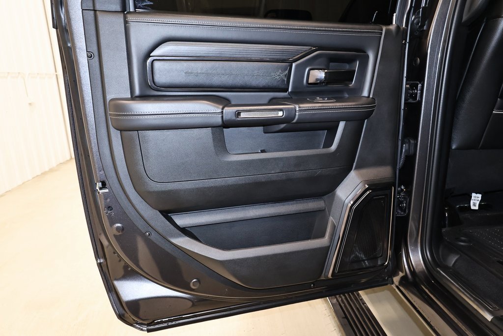 Used 2022 RAM 2500 Limited image 16