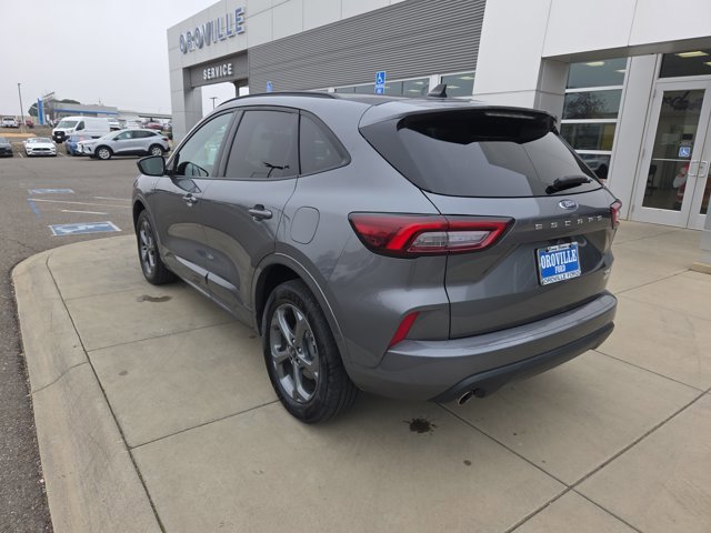 Certified 2024 Ford Escape ST-Line image 3
