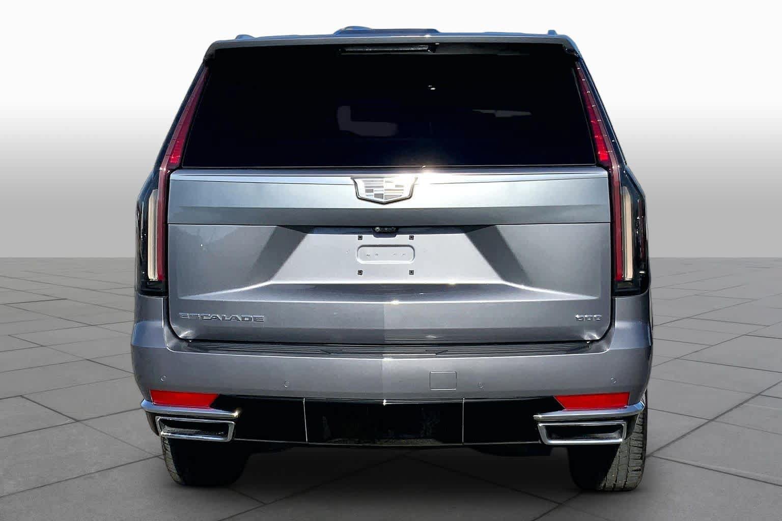Used 2021 Cadillac Escalade Premium Luxury w/ Driver Assist Tech Package AWD/4WD image 5