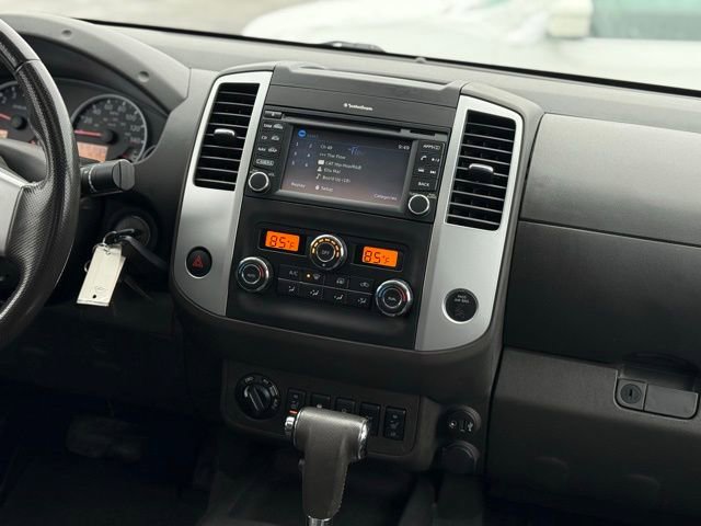 Used 2018 Nissan Frontier PRO-4X image 24