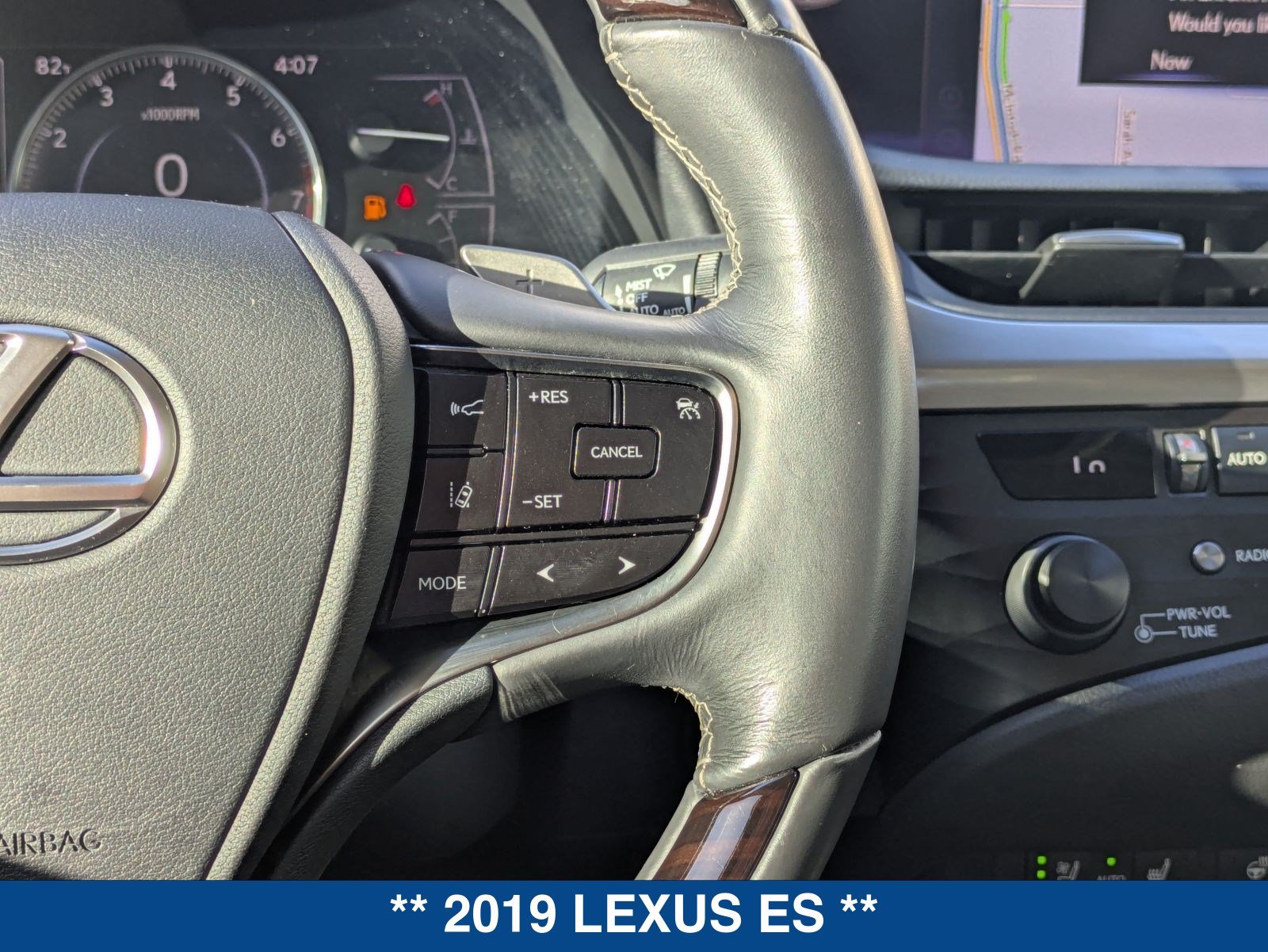 Used 2019 Lexus ES 350 w/ Premium Package FWD image 25