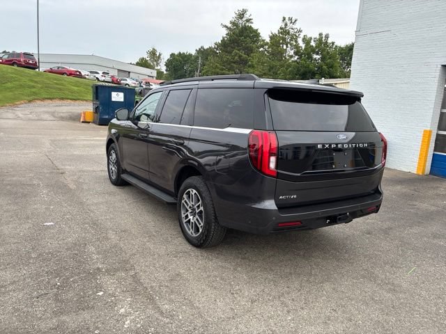 Certified 2025 Ford Expedition Active AWD/4WD image 16