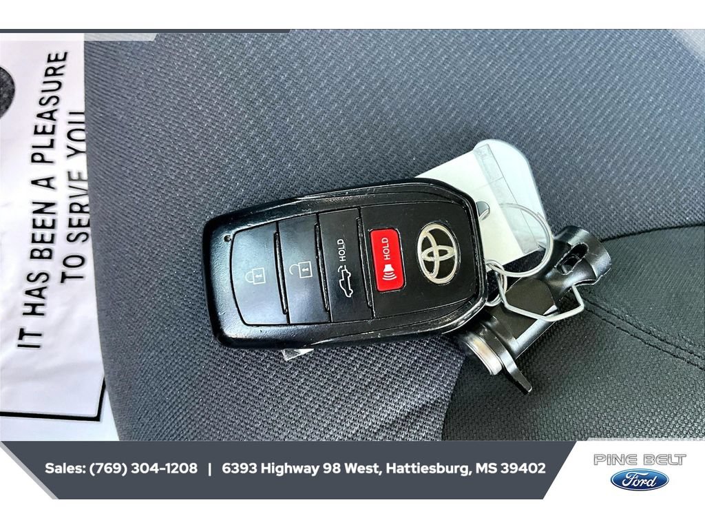 Used 2023 Toyota Tundra SR5 AWD/4WD image 11