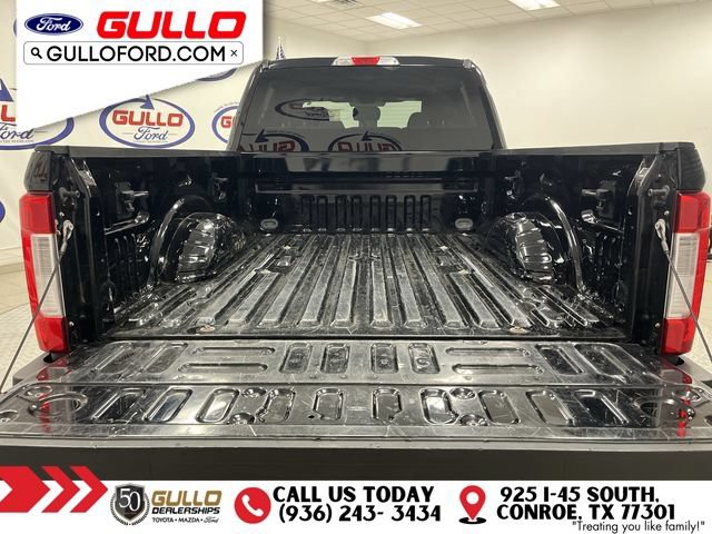 Certified 2018 Ford F250 XLT w/ XLT Premium Package AWD/4WD image 11